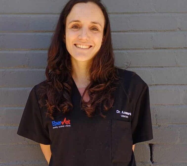 Dr Annemarie de Wet
